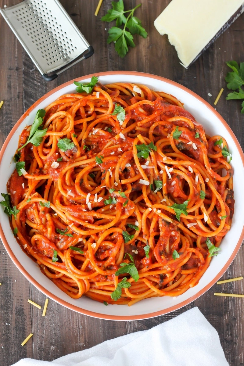 One-pan bucatini fra diavolo