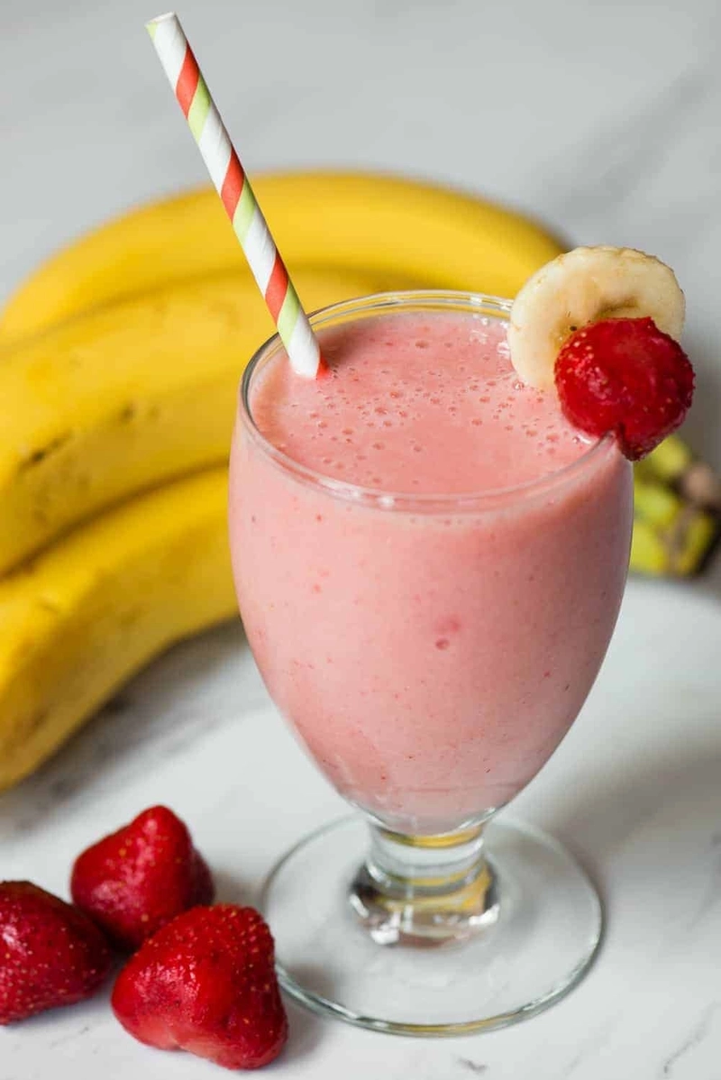 Strawberry banana smoothie