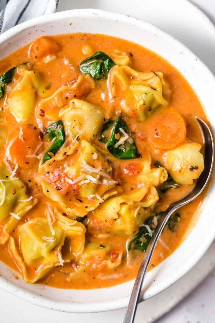 Creamy tortellini soup