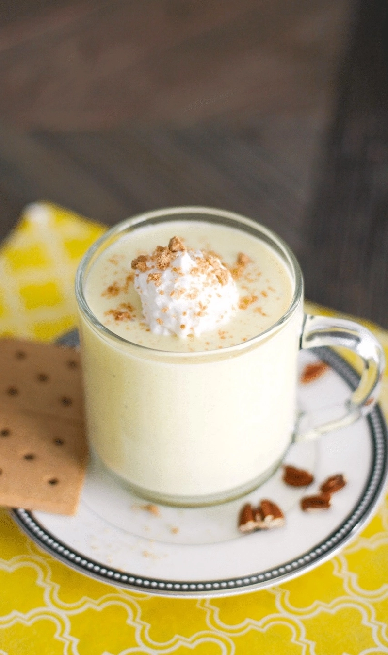 Healthy banana cream pie milkshake